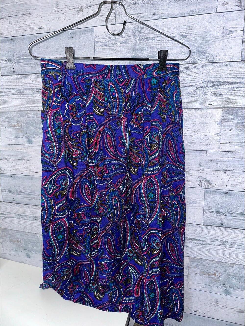 VTG Requirements Womens Paisley Pattern Skirt size 11/12